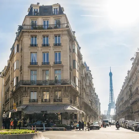 Apartment Tour Eiffel & Trocadero
