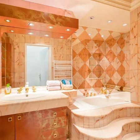 Tour Eiffel & Trocadero Apartment Paris